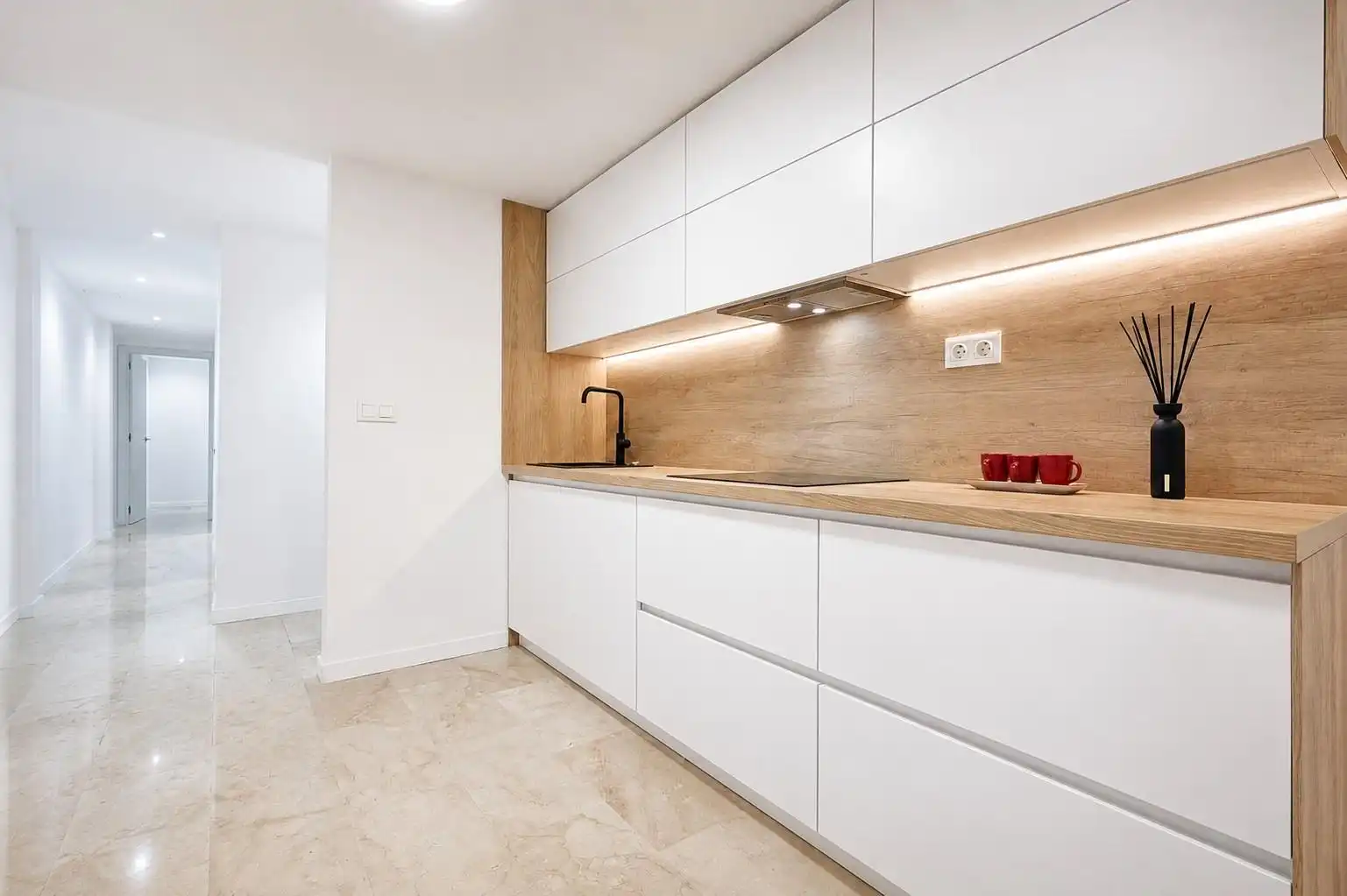 Cuina de Planta baixa en venda en Alicante / Alacant amb Aire condicionat i Terrassa
