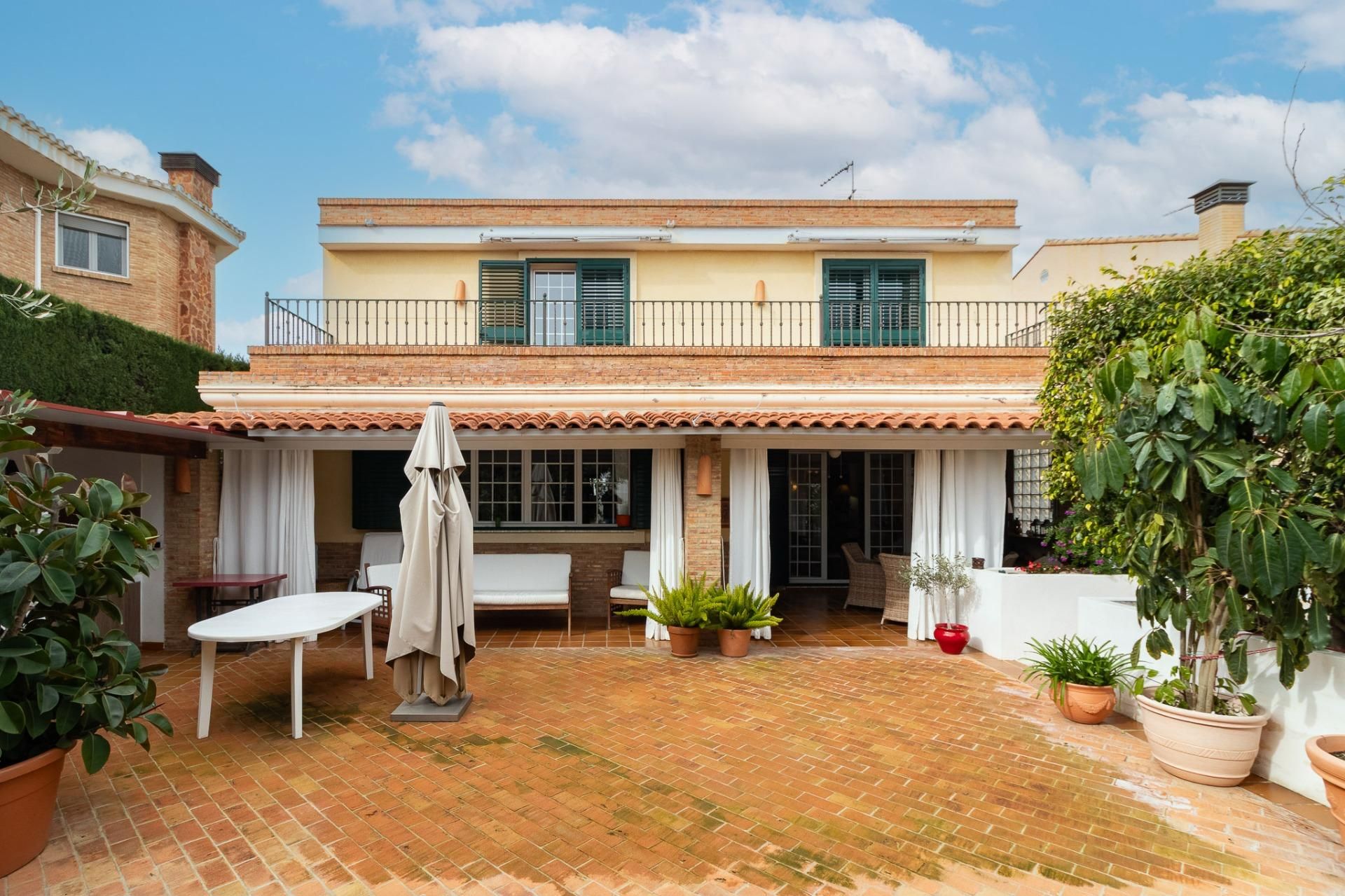 Terraza de Casa o chalet en venta en Torrent con Aire acondicionado, Jardín privado y Trastero