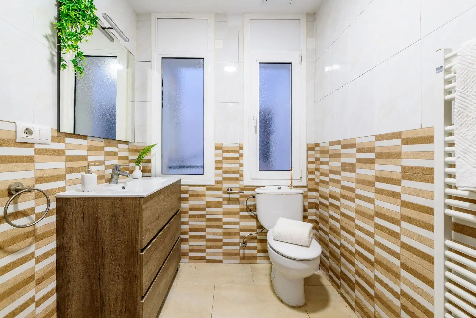 Baño de Piso en venta en Tarragona con Calefacción y Trastero