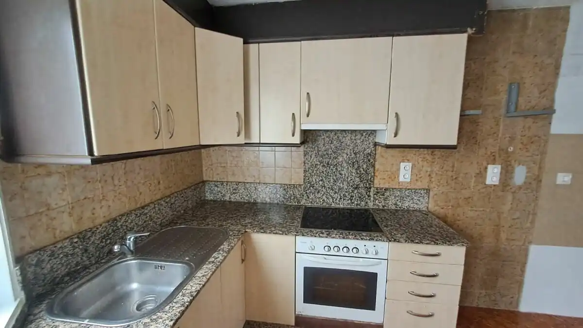 Küche von Wohnung zum Verkauf in Sada (A Coruña)