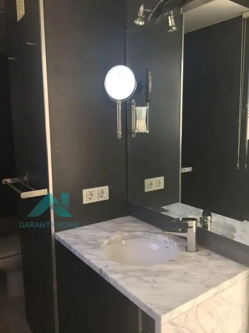 Duplex with lift for sale in Casco Antiguo, imagen 17