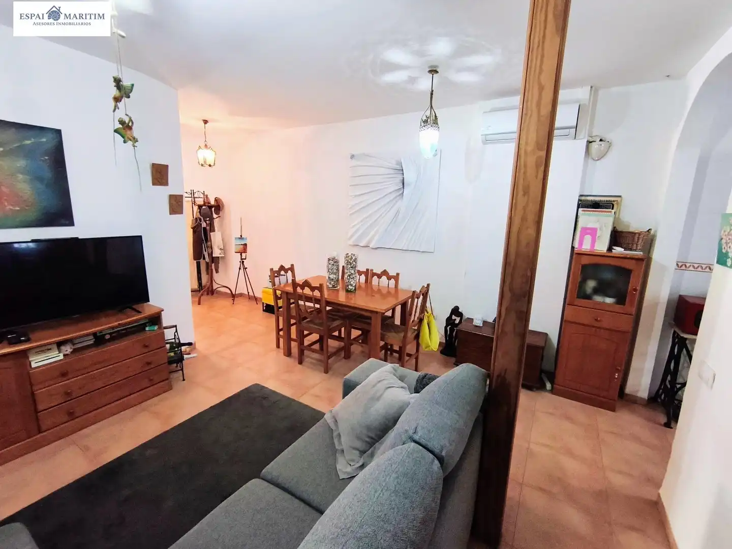 Living room of Houses for sale in Burjassot  with Air Conditioner, Terrace and Oven