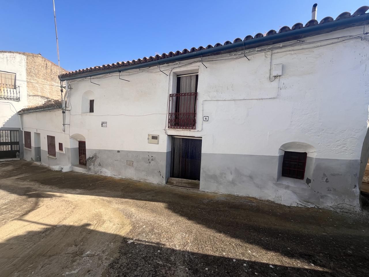 Außenansicht von Country house zum verkauf in Torrejoncillo mit Terrasse