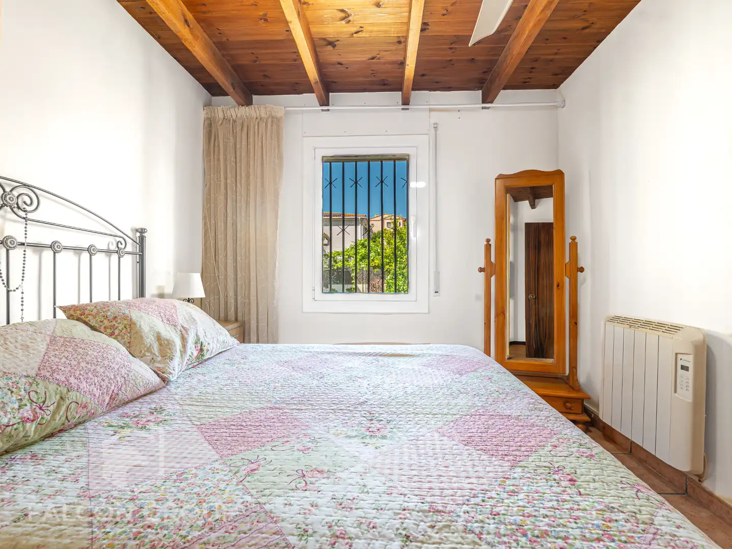 Dormitori de Casa o xalet en venda en Calafell amb Jardí privat, Terrassa i Piscina
