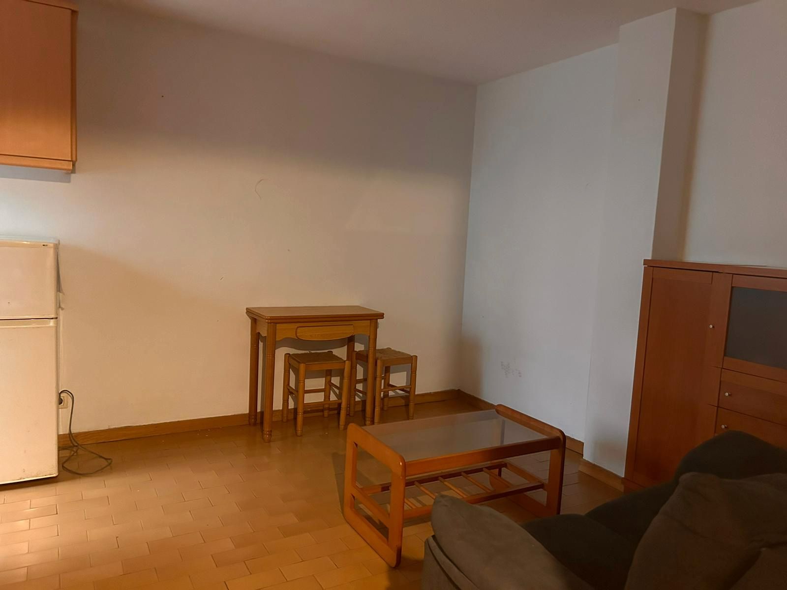 Sala d'estar de Apartament de lloguer en Santiago de Compostela  amb Calefacció i Moblat
