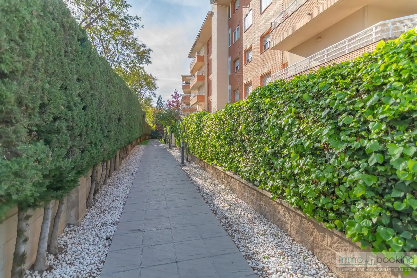 Außenansicht von Erdgeschoss zum Verkauf in Salou mit Terrasse
