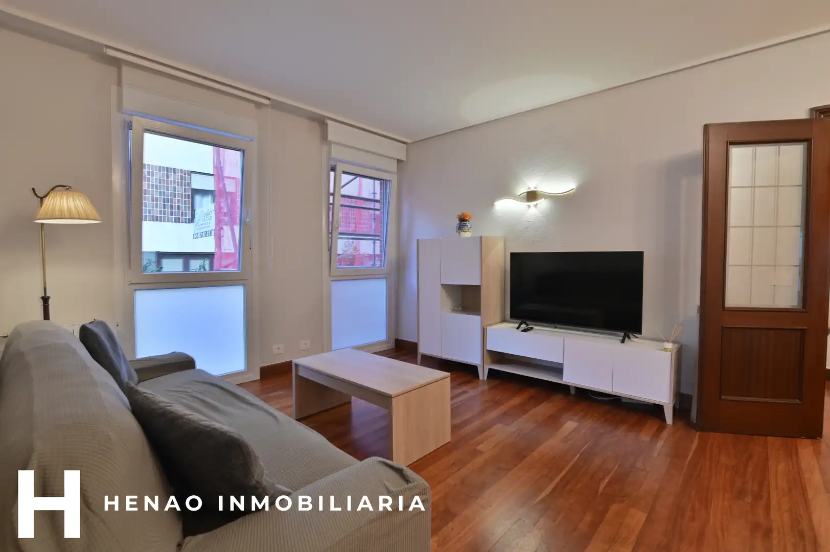 Sala de estar de Piso en venta en Bilbao  con Calefacción, Parquet y Horno