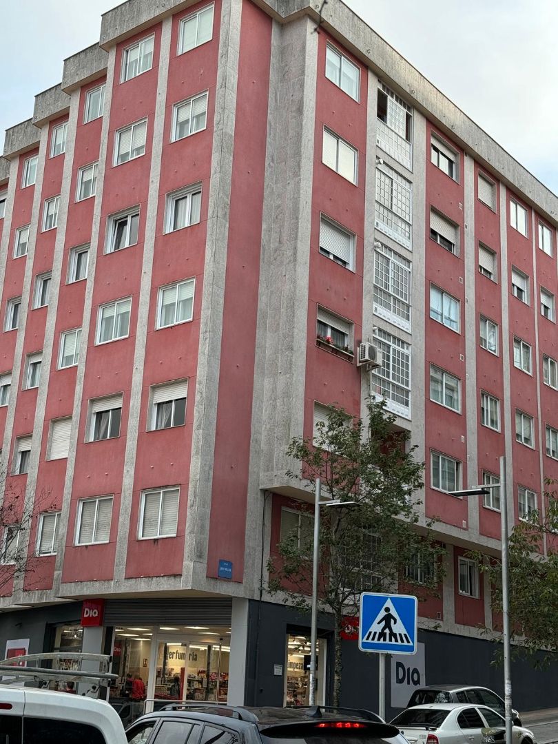 Vista exterior de Pis en venda en Pontevedra Capital  amb Calefacció, Parquet i Traster