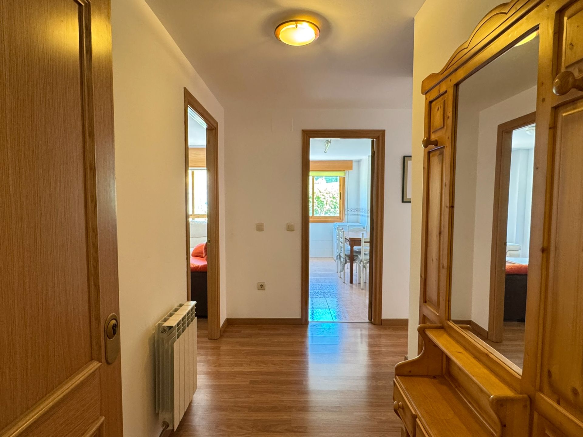 Apartament en venda en Jaca amb Calefacció, Parquet i Traster
