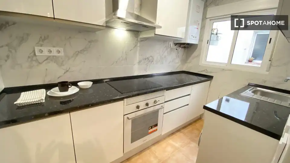 Cocina de Piso de alquiler en Madrid con Aire acondicionado, Calefacción y Amueblado