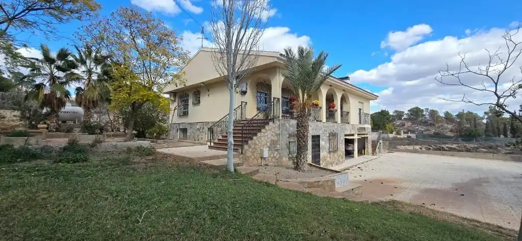 Vista exterior de Casa o chalet en venta en Totana con Jardín privado, Terraza y Trastero