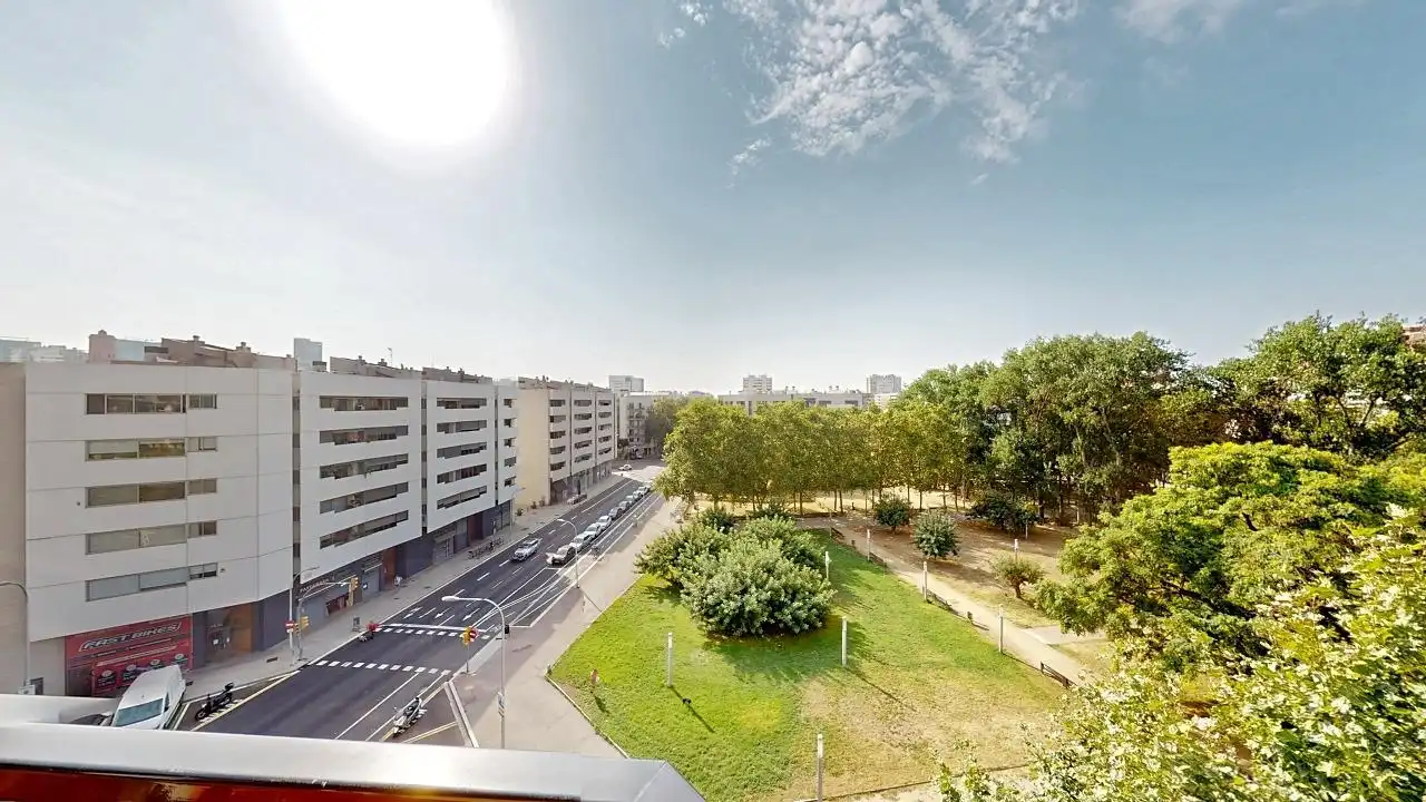 Vista exterior de Pis en venda en Barcelona amb Aire condicionat, Calefacció i Parquet