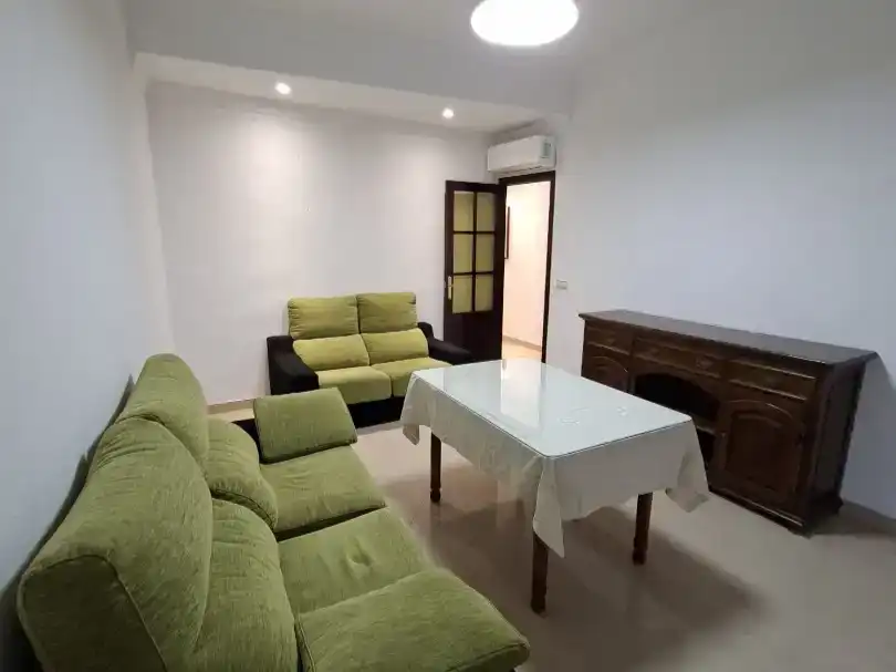 Sala d'estar de Pis en venda en Bornos amb Aire condicionat, Jardí privat i Moblat