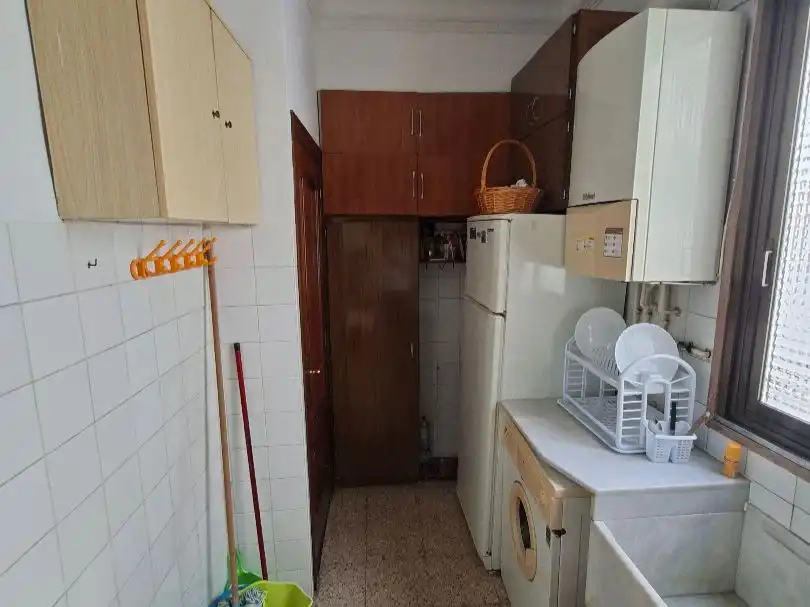 Küche von Wohnung zur Miete in  Valencia Capital mit Klimaanlage, Terrasse und Balkon