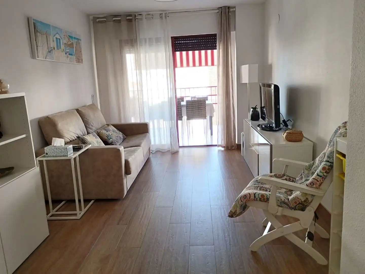 Sala d'estar de Apartament de lloguer en Benicasim / Benicàssim amb Terrassa i Balcó