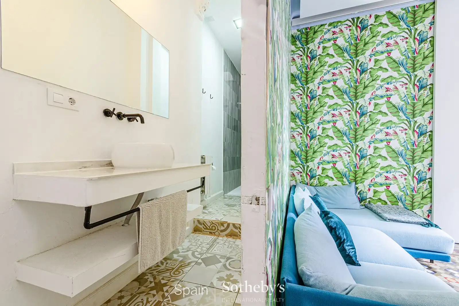 Bany de Apartament en venda en Barcelona amb Aire condicionat, Calefacció i Terrassa