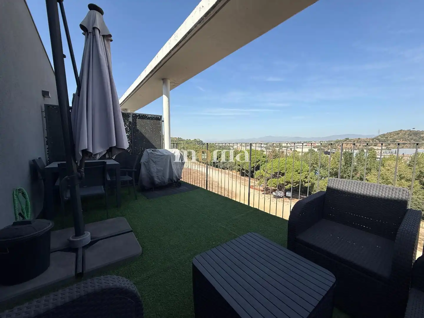 Vista exterior de Dúplex en venda en Montornès del Vallès amb Calefacció, Parquet i Terrassa