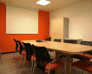 Office to rent in Rubí  with Air Conditioner, Heating and Furnished