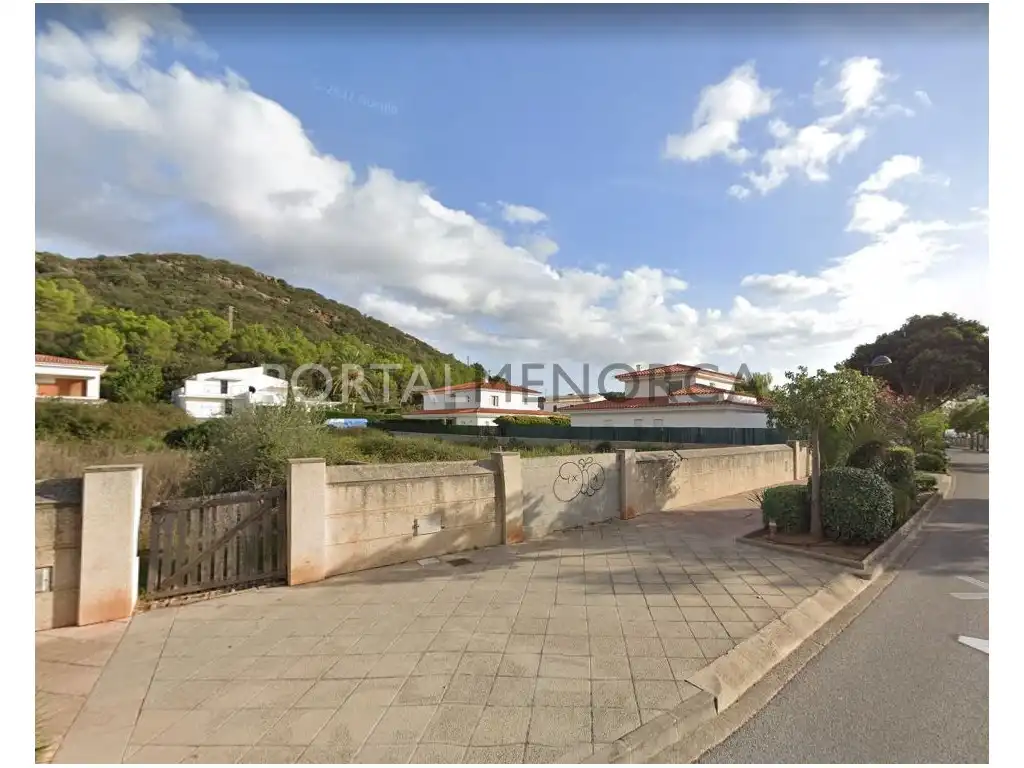 Terreny residencial en venda a Ferreries poble