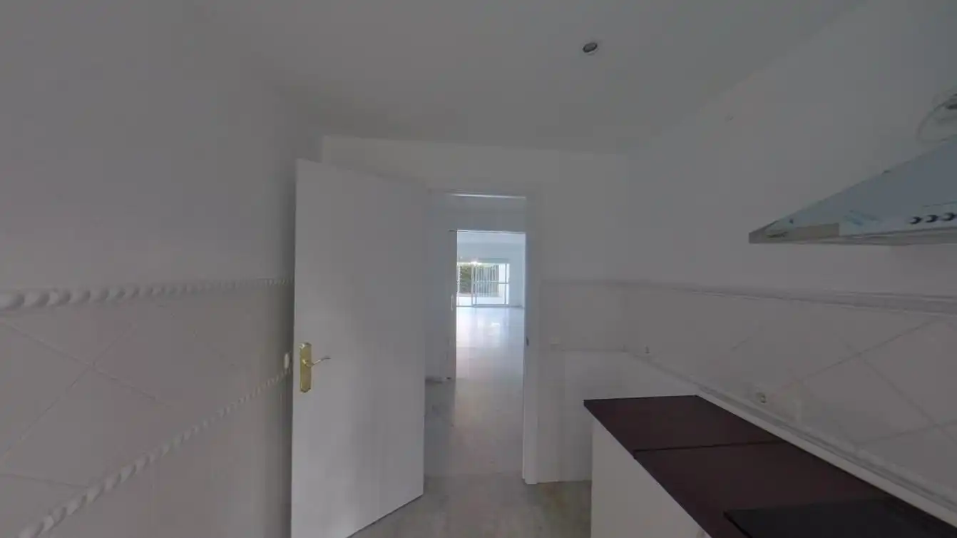 Cocina de Piso en venta en Marbella con Piscina