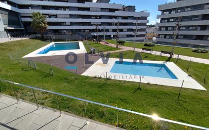 Swimming pool of Flat for sale in Terrassa  with Air Conditioner, Heating and Parquet flooring