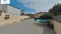 Vista exterior de Casa o xalet en venda en Sant Fost de Campsentelles amb Jardí privat, Traster i Piscina