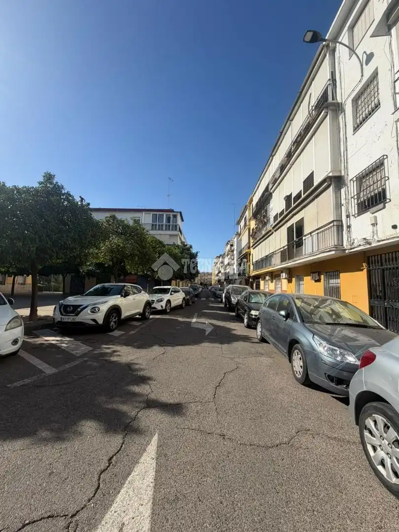 Exterior view of Flat for rent in Sevilla  with Terrace