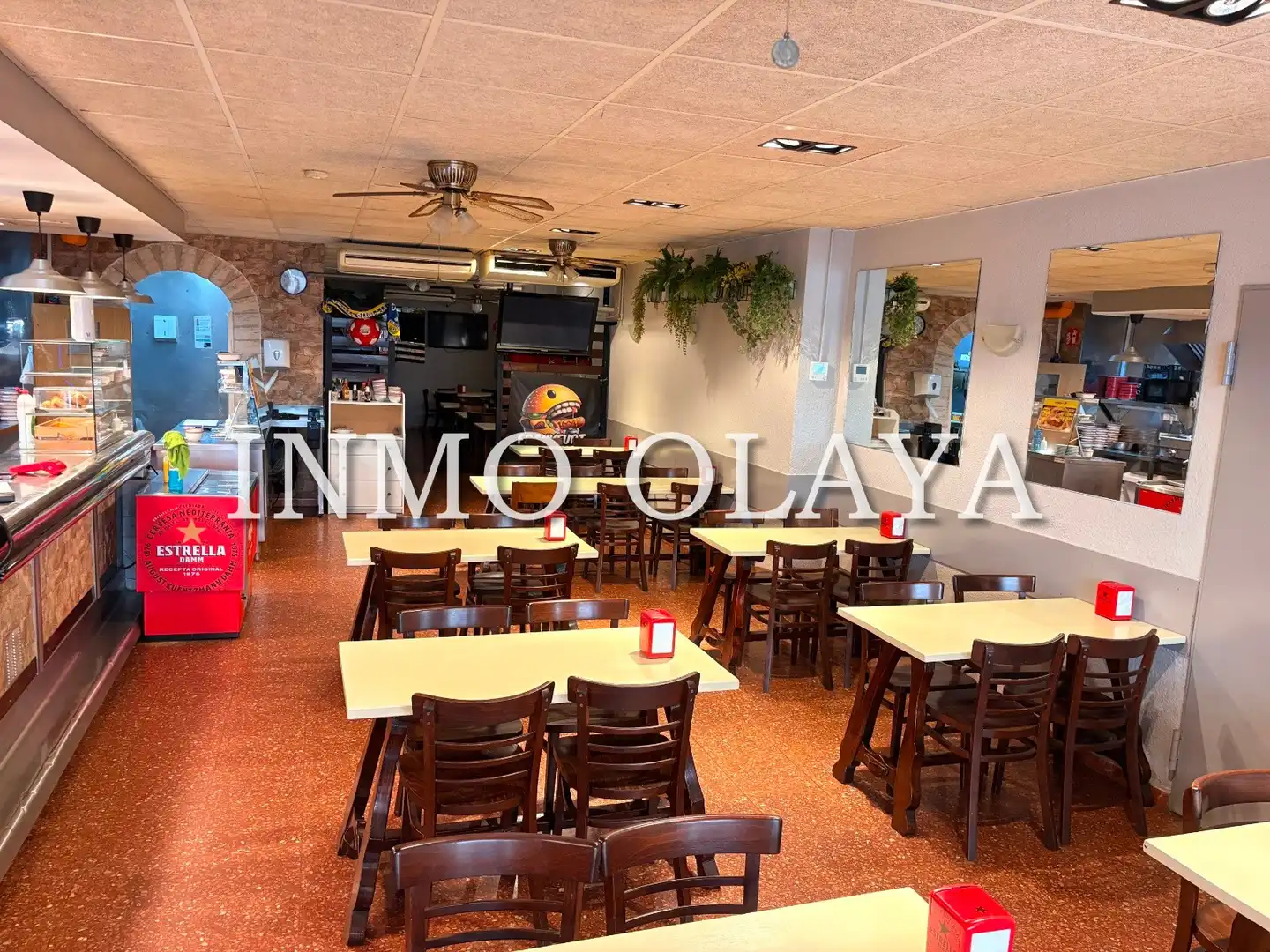 Local en traspaso en Sant Just Desvern con Aire acondicionado, Calefacción y Terraza