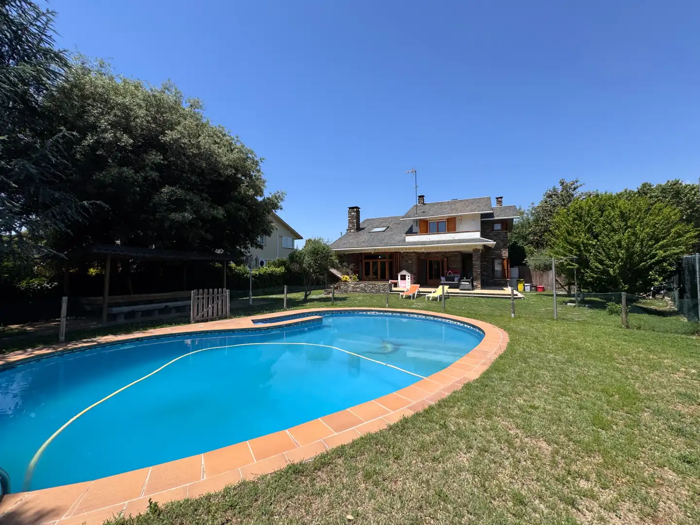 Piscina de Casa o chalet en venta en Cardedeu con Aire acondicionado, Calefacción y Jardín privado