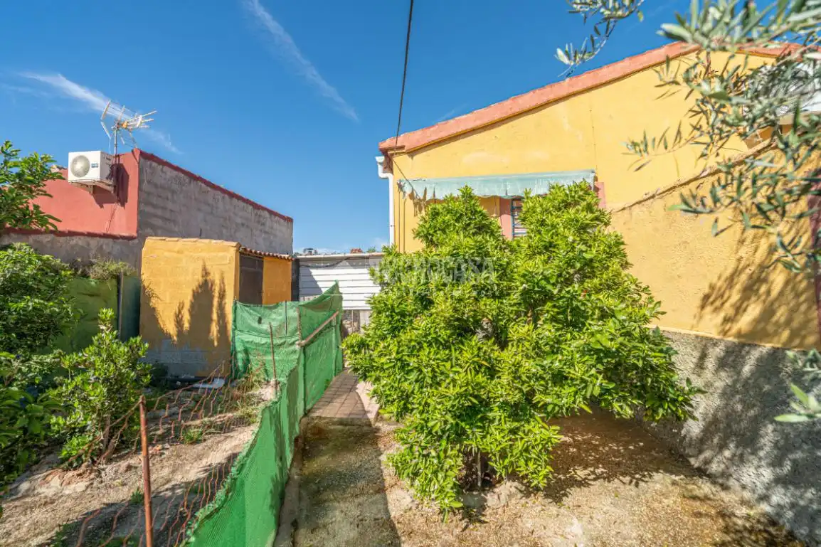 Finca rústica en venta en Linares con Aire acondicionado, Jardín privado y Terraza