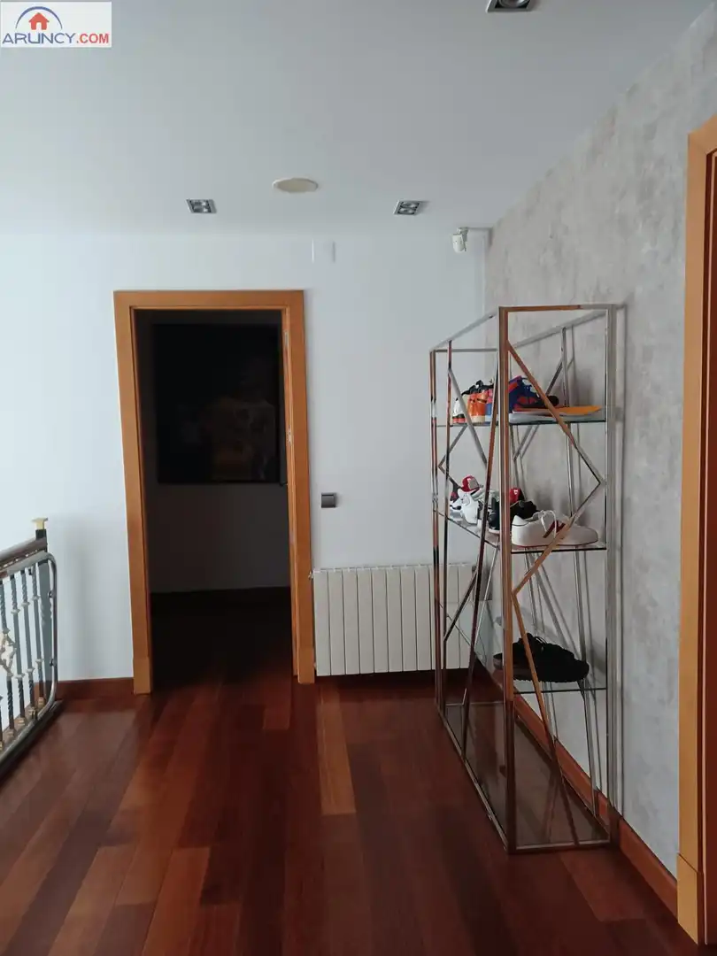 Dormitori de Casa o xalet en venda en Alcalá de Guadaira amb Aire condicionat, Jardí privat i Traster