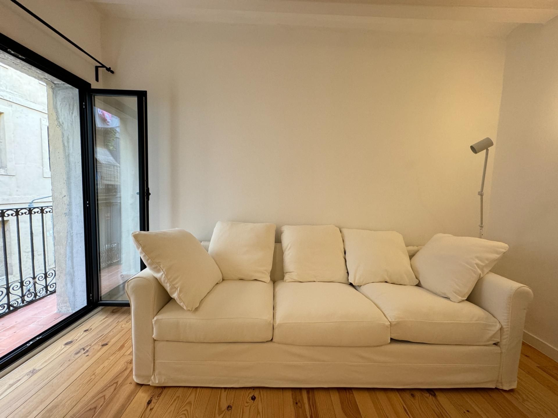 Sala de estar de Piso de alquiler en  Barcelona Capital con Parquet y Balcón