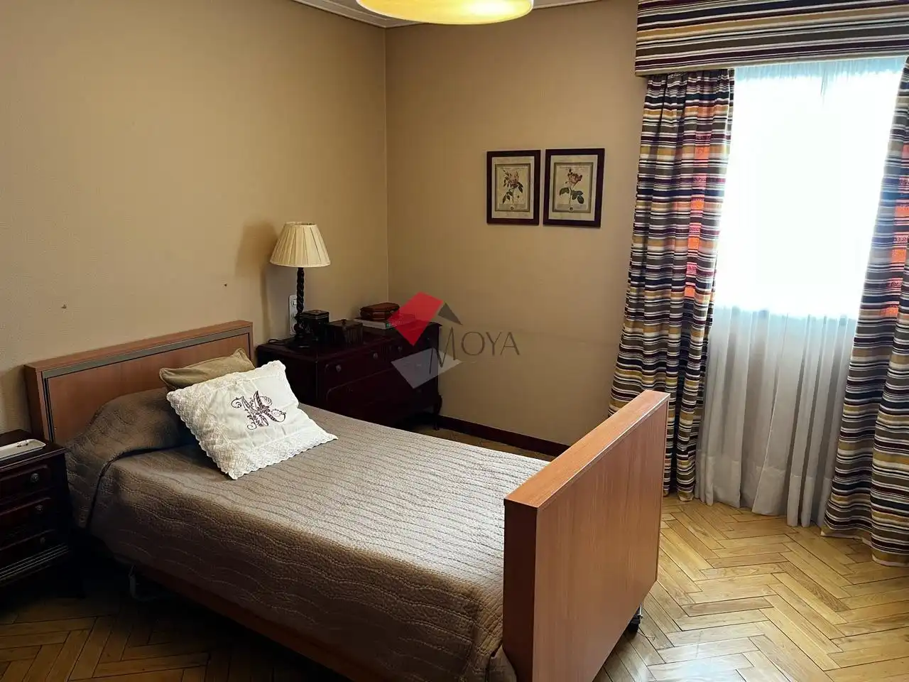 Schlafzimmer von Wohnung zum Verkauf in Vigo  mit Heizung, Terrasse und Abstellraum