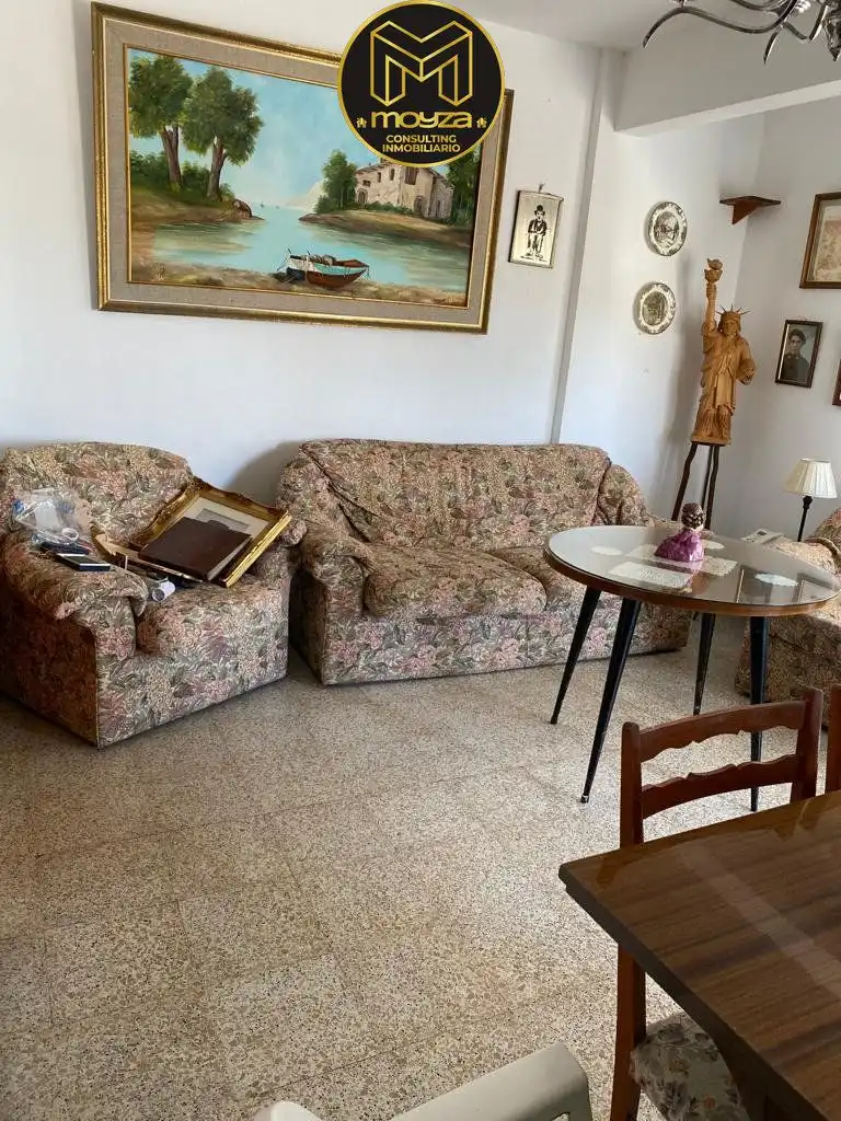 Pis amb terrassa en venda a Huesa