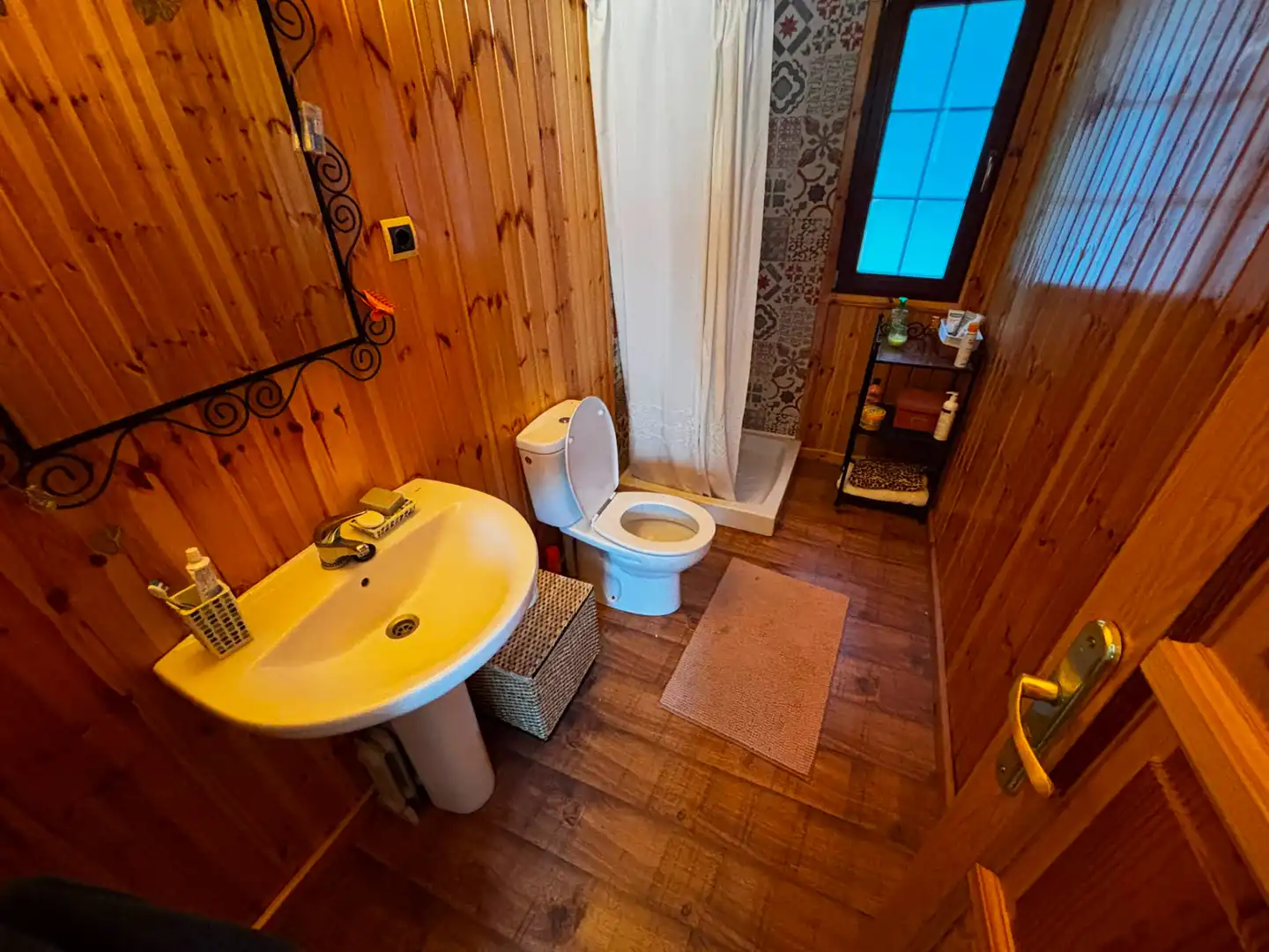 Bathroom of Houses for sale in Uceda  with Air Conditioner, Private garden and Terrace