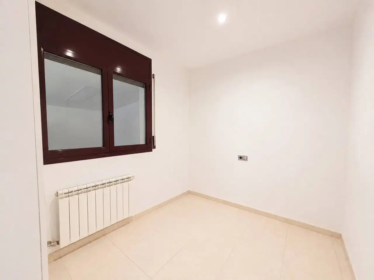 Habitación de Piso en venta en Manlleu con Aire acondicionado, Calefacción y Terraza
