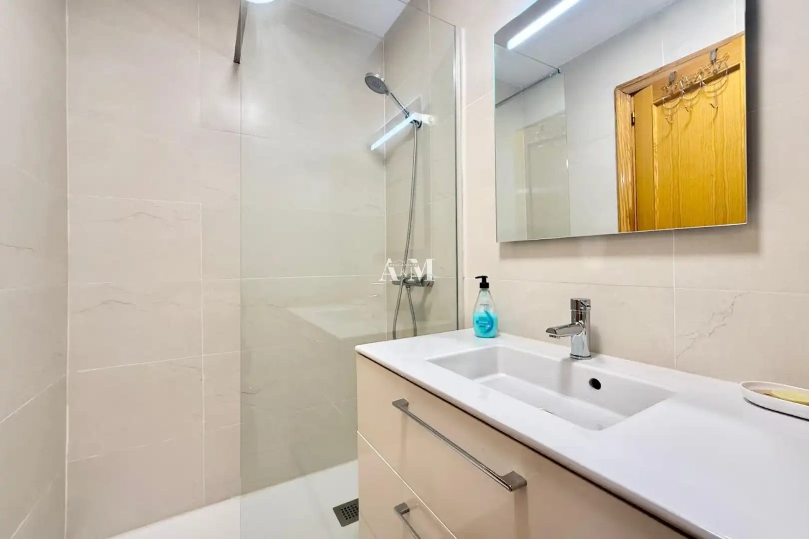 Bathroom of Detached homes for rent in Santa Pola  with Air Conditioner, Heating and Private garden