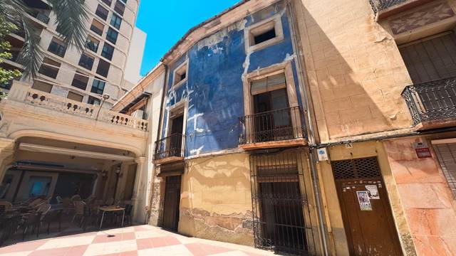 Casa adosada en Venta en Avenida Constitución en San Juan