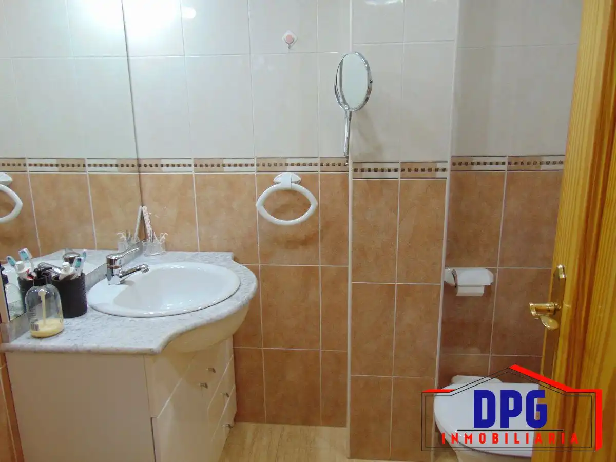 Baño de Apartamento en venta en Garrucha con Aire acondicionado, Terraza y Amueblado