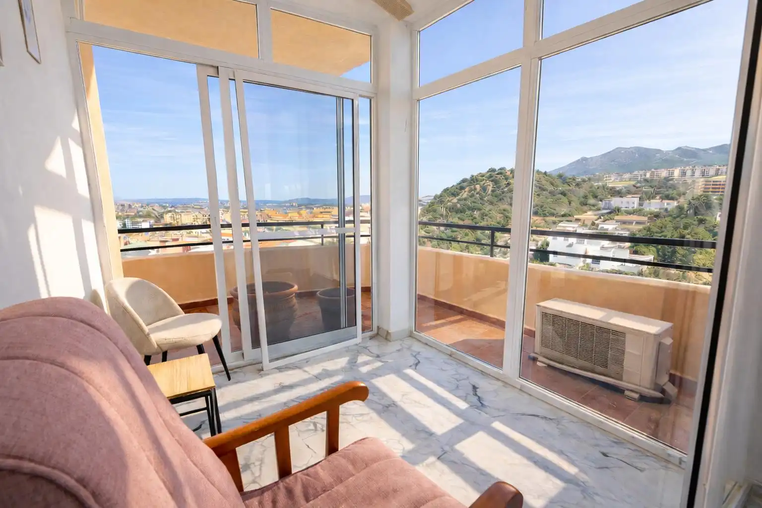 Terraza de Piso en venta en Fuengirola con Aire acondicionado, Terraza y Piscina comunitaria