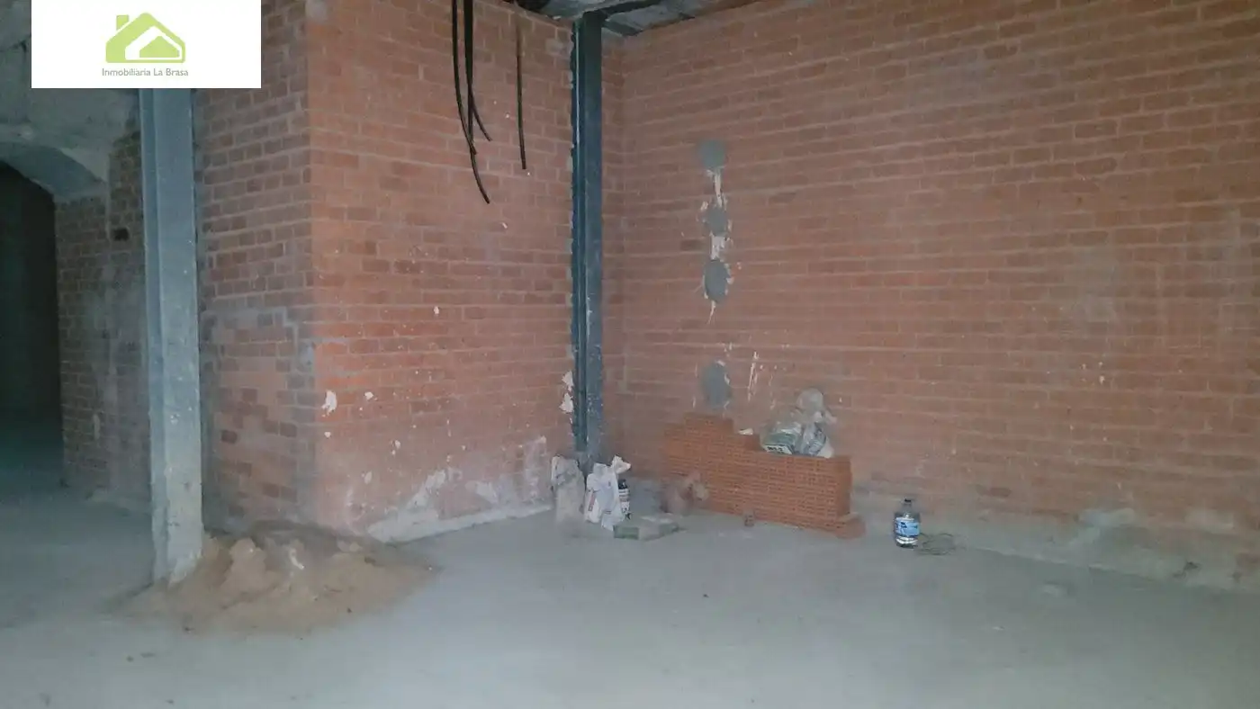 Local comercial en venda a Casco Antiguo, imagen 18