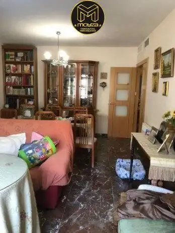 Living room of Flat for sale in Martos  with Air Conditioner, Heating and Balcony