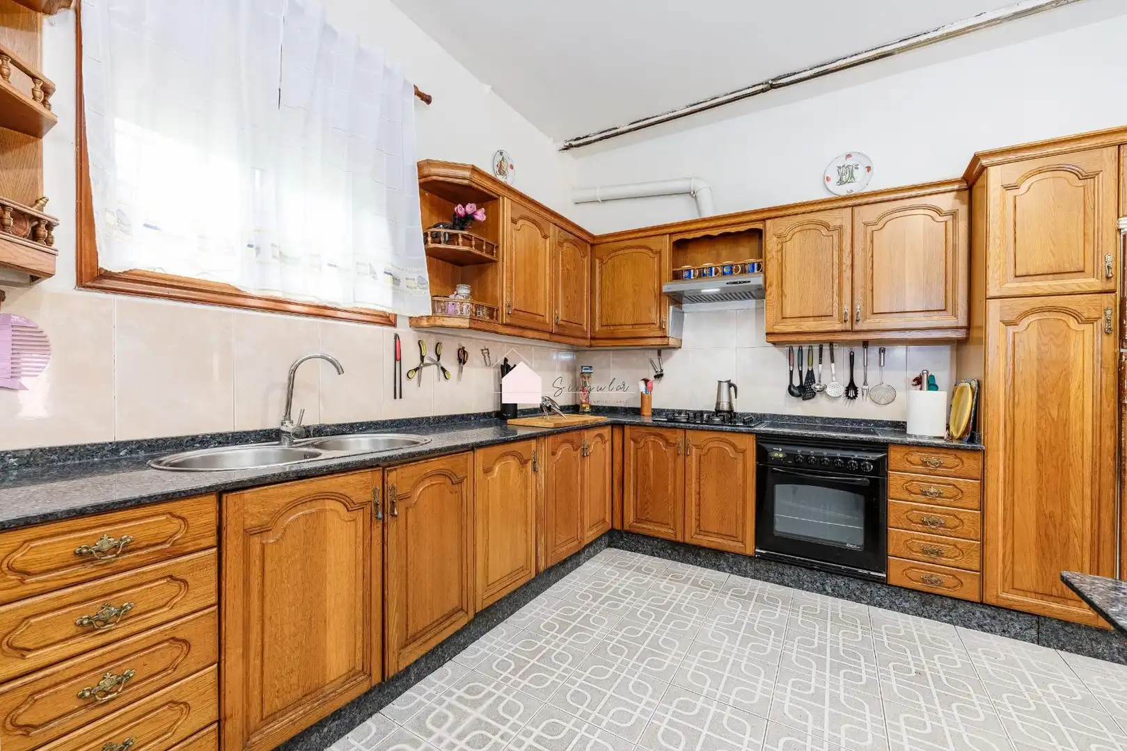 Cocina de Casa o chalet en venta en Gondomar con Calefacción, Jardín privado y Trastero