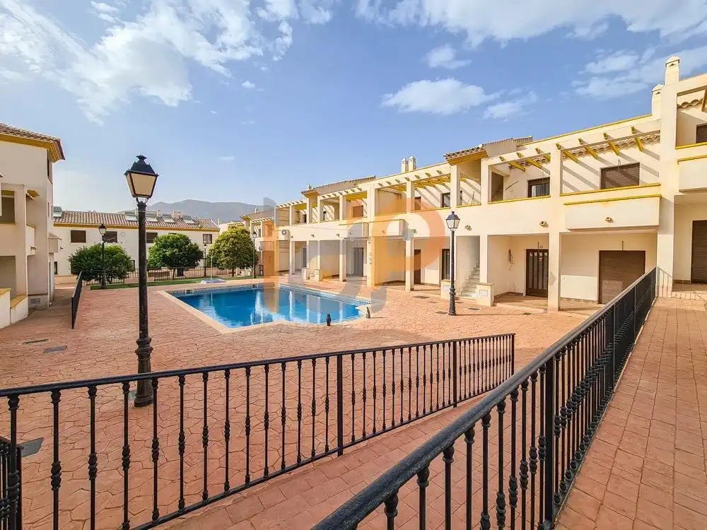 Vista exterior de Piso en venta en Chirivel con Piscina comunitaria