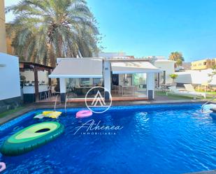 Swimming pool of House or chalet for sale in Roquetas de Mar  with Air Conditioner, Private garden and Swimming Pool