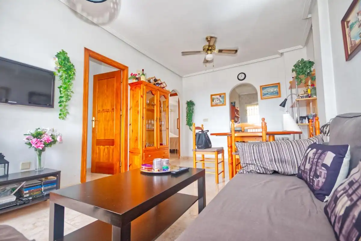 Sala de estar de Apartamento en venta en Orihuela con Aire acondicionado, Terraza y Amueblado