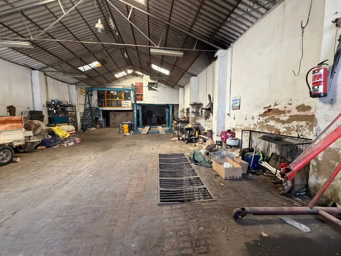Nave industrial en venta en Torreperogil