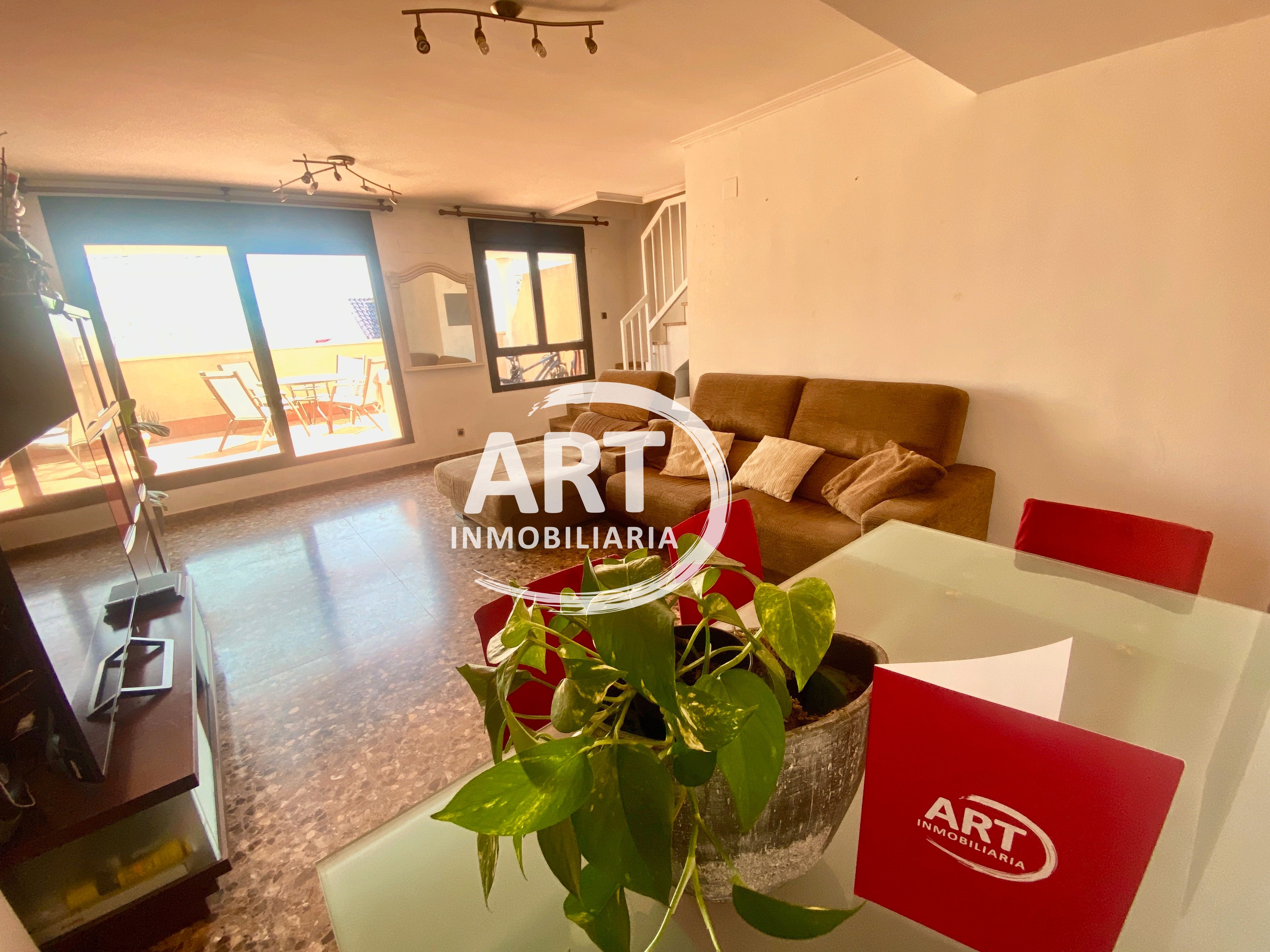 Exterior view of Duplex for sale in  Valencia Capital  with Air Conditioner, Parquet flooring and Terrace