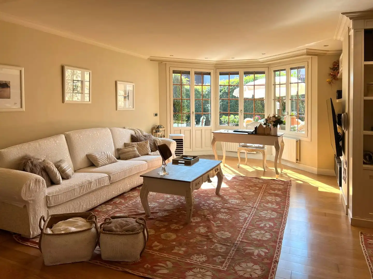 Sala de estar de Casa adosada en venta en Zarautz con Aire acondicionado, Calefacción y Jardín privado