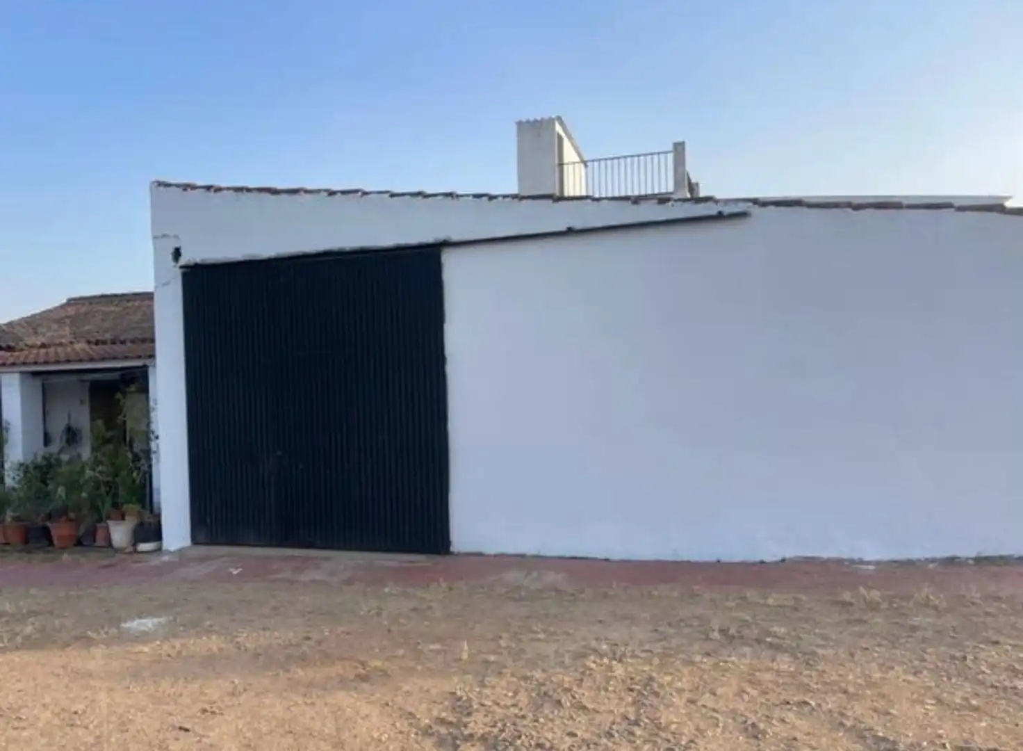 Exterior view of Land for sale in Sur